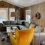 Cozy Modern Near Sjusjoen Feriehus