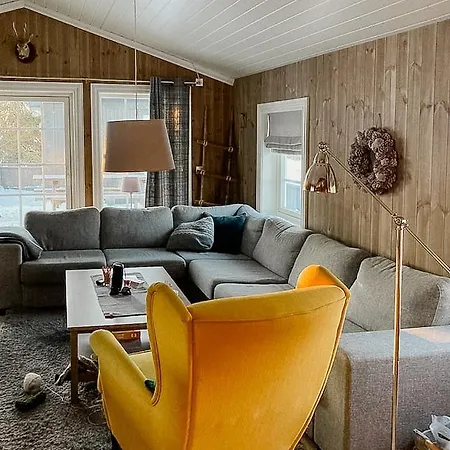 Cozy Modern Near Sjusjoen 度假居