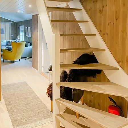 Cozy Modern Near Sjusjoen