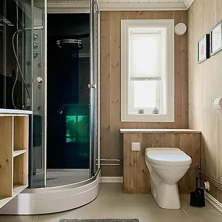 Cozy Modern Near Sjusjoen